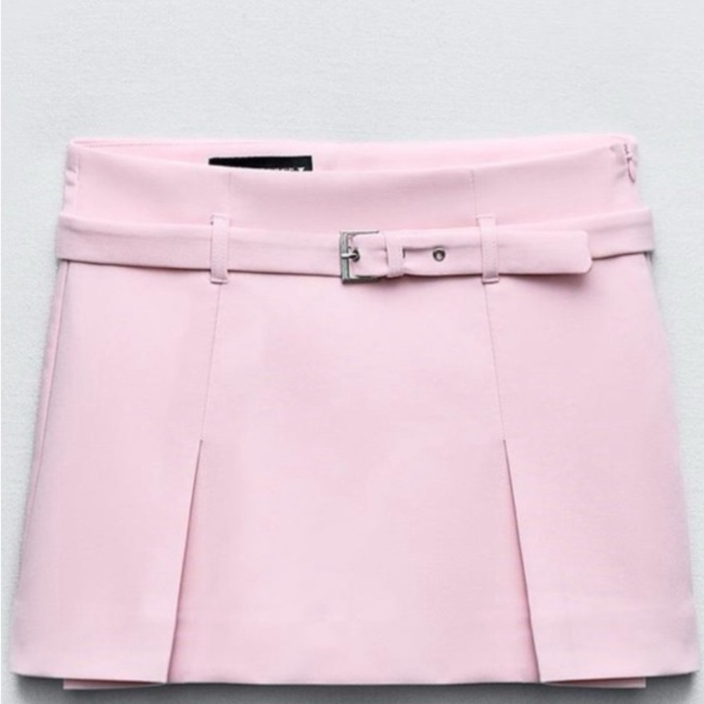 Elegant Pink Belted Skort